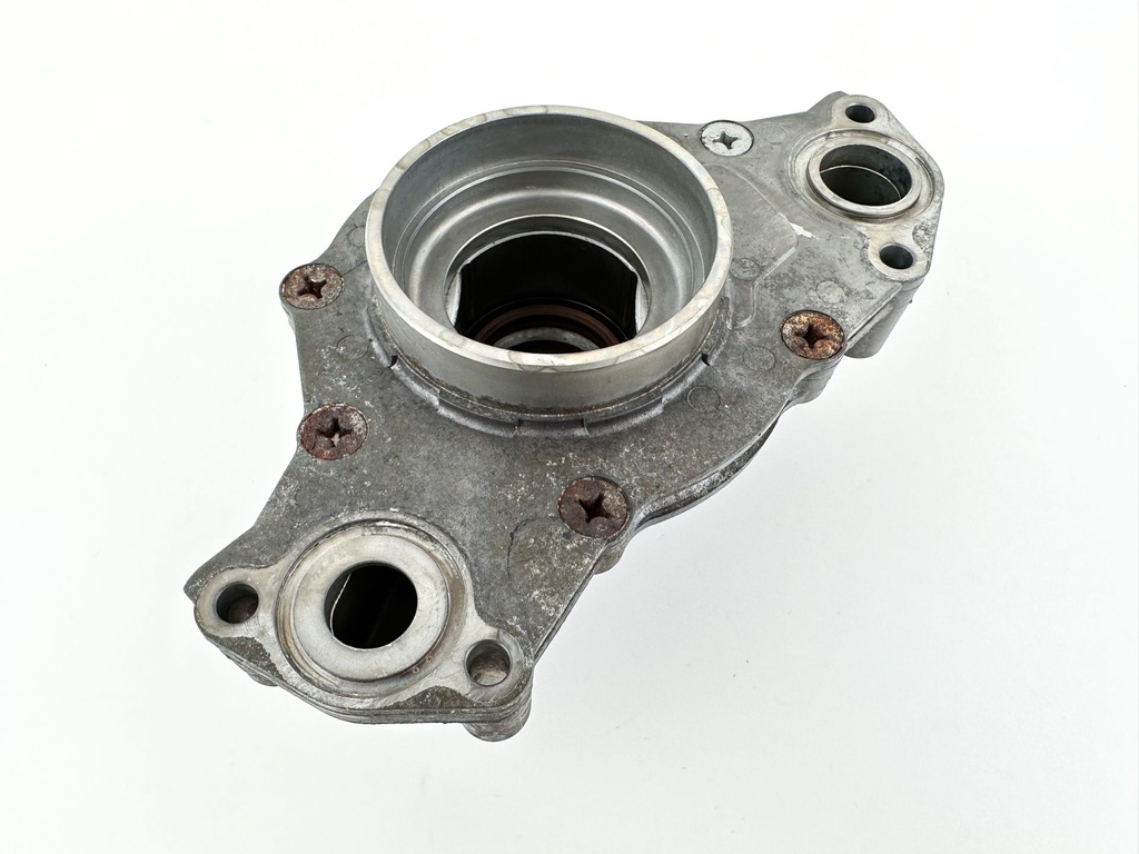 2017 Yamaha 150 HP 4 Stroke Outboard Oil Pump 63P-13300-02-00 OEM