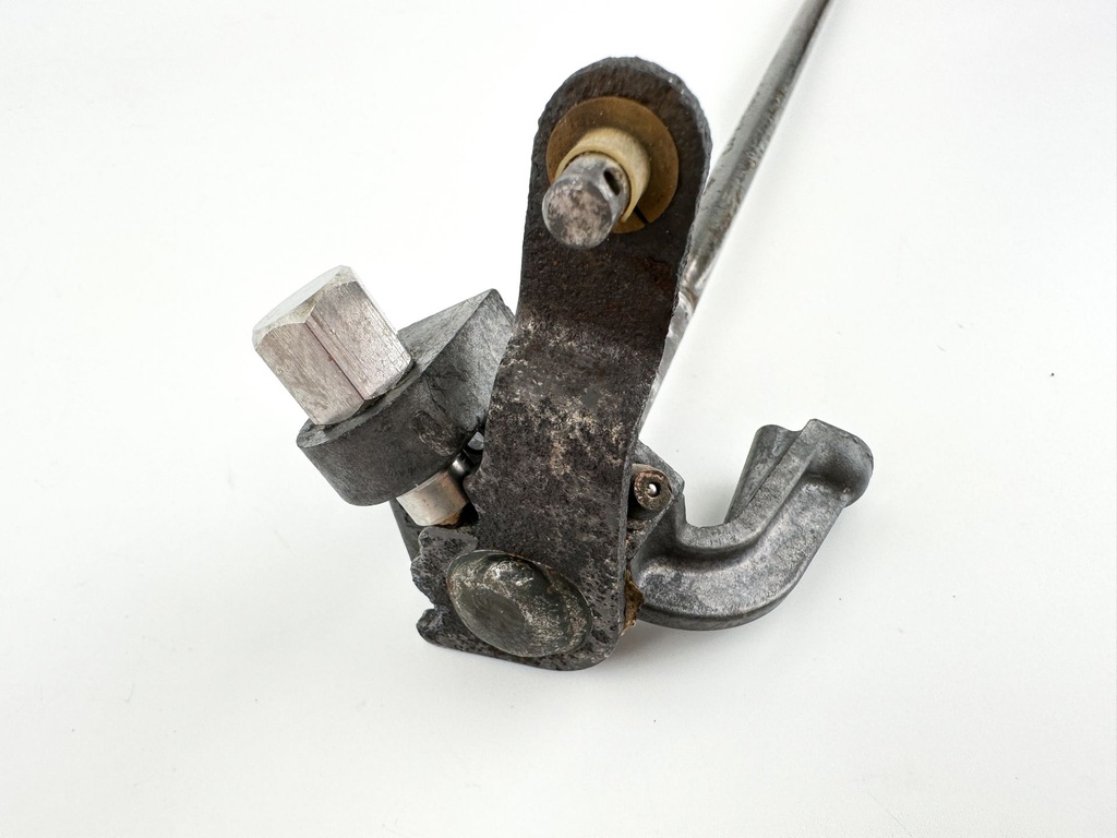 2017 Yamaha 150 HP 4 Stroke Outboard Shift Shaft 6DA-44120-11-00 OEM