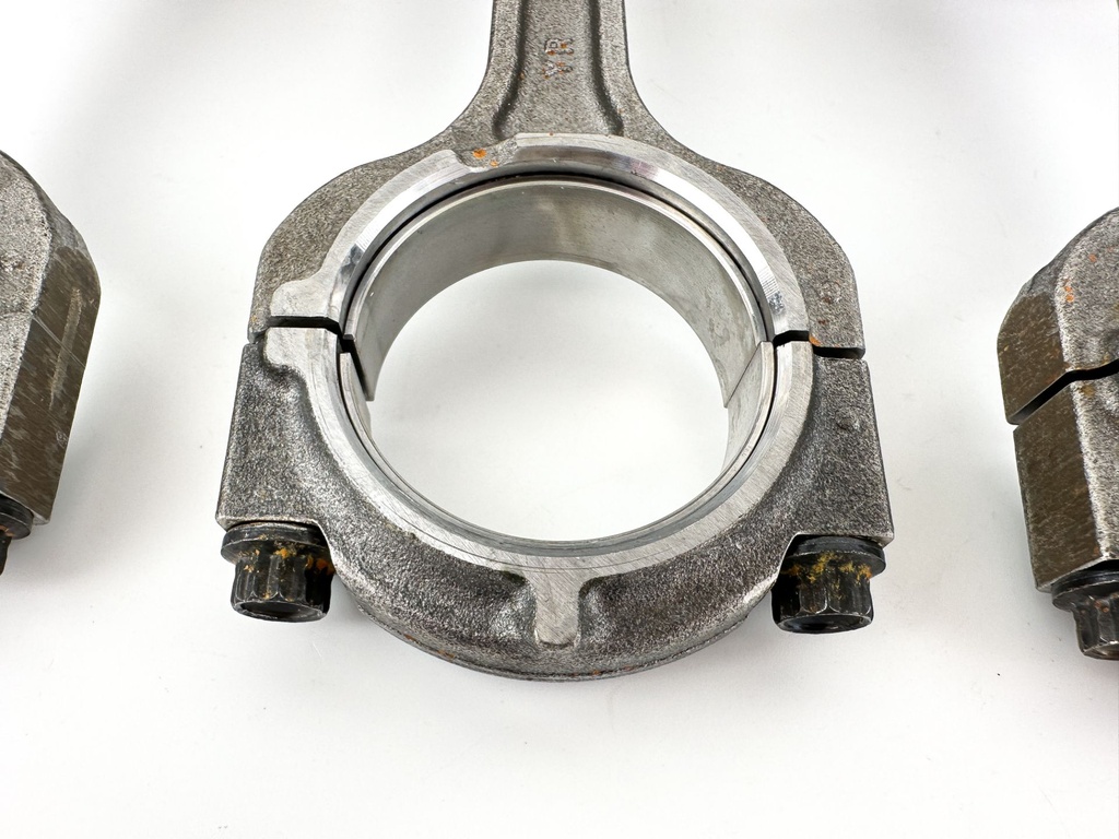 2017 Yamaha 150 HP 4 Stroke Outboard Piston W/ Connecting Rod 63P-11631-10-93 OEM