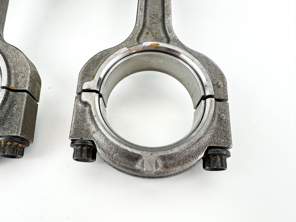 2017 Yamaha 150 HP 4 Stroke Outboard Piston W/ Connecting Rod 63P-11631-10-93 OEM