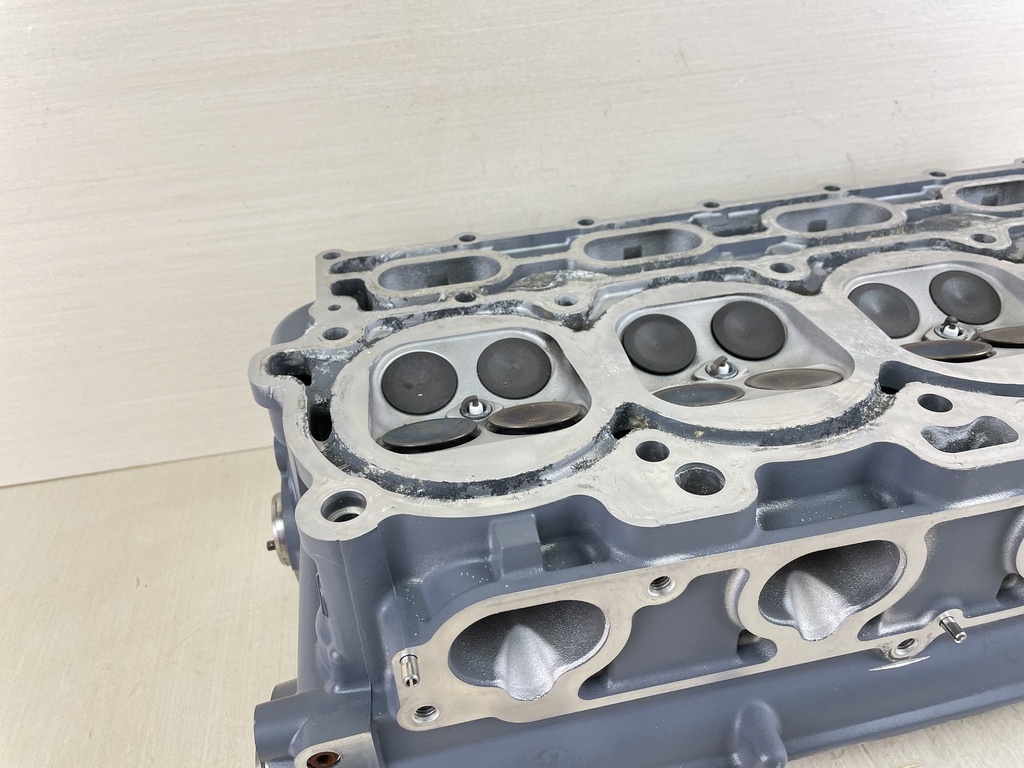 04-07 Yamaha 150HP 4 Stroke Outboard Cylinder Head Complete 63P-W009A-02-9S