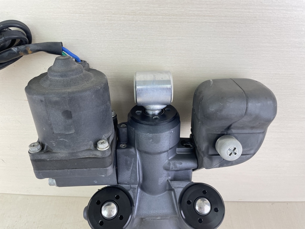 2002-2011 Suzuki DF140 140HP 4 Stroke Outboard Power Trim Tilt Unit 48503-92J04 