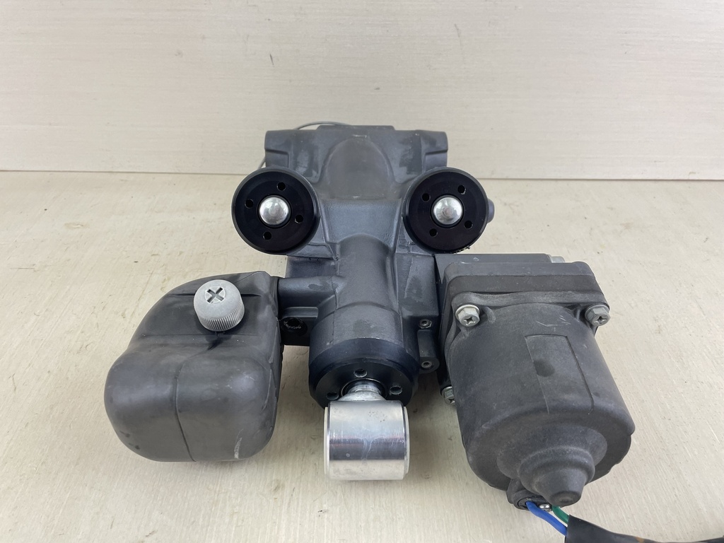 2002-2011 Suzuki DF140 140HP 4 Stroke Outboard Power Trim Tilt Unit 48503-92J04 