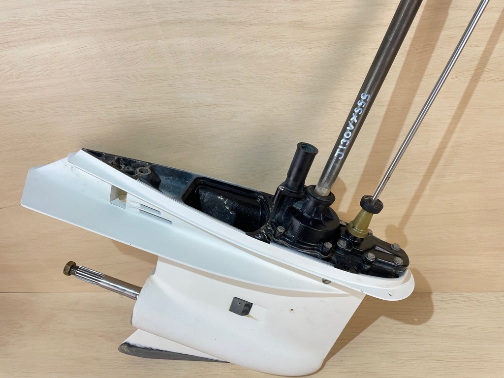 Johnson Evinrude 130HP 25" Lower Unit Gear Case 5009318