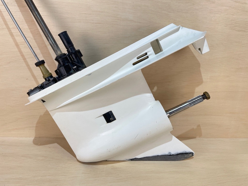 Johnson Evinrude 130HP 25" Lower Unit Gear Case 5009318