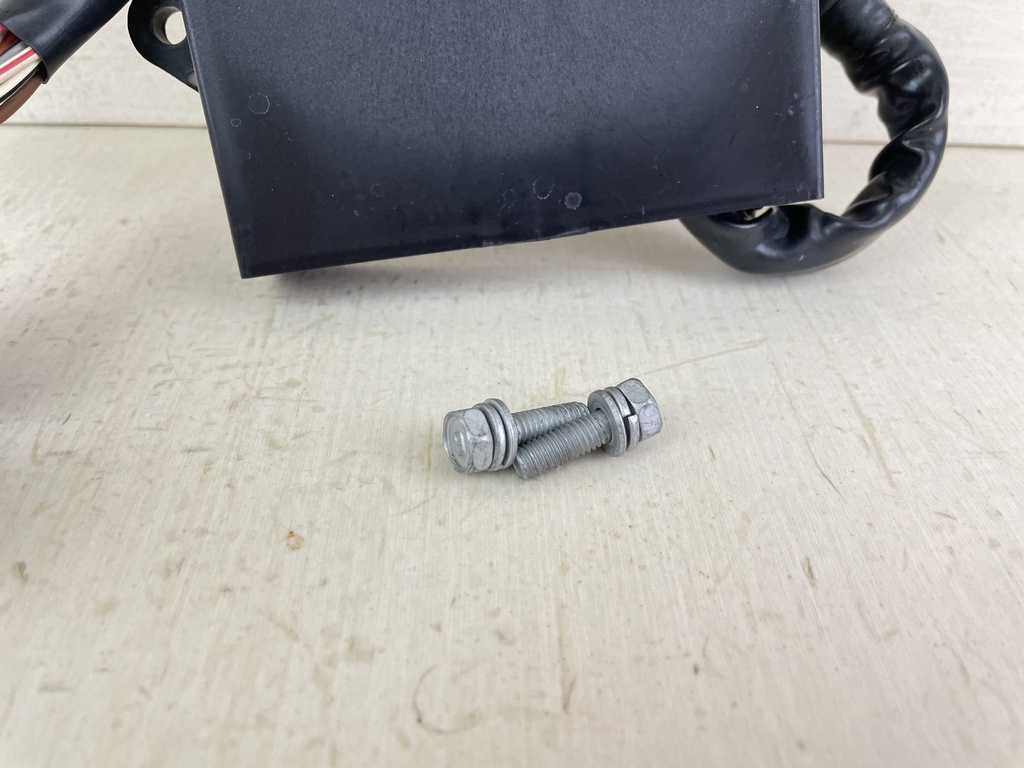 2002 Yamaha 60HP 4 Stroke Outboard C.D.I CDI Unit ECU 69W-85540-00-00