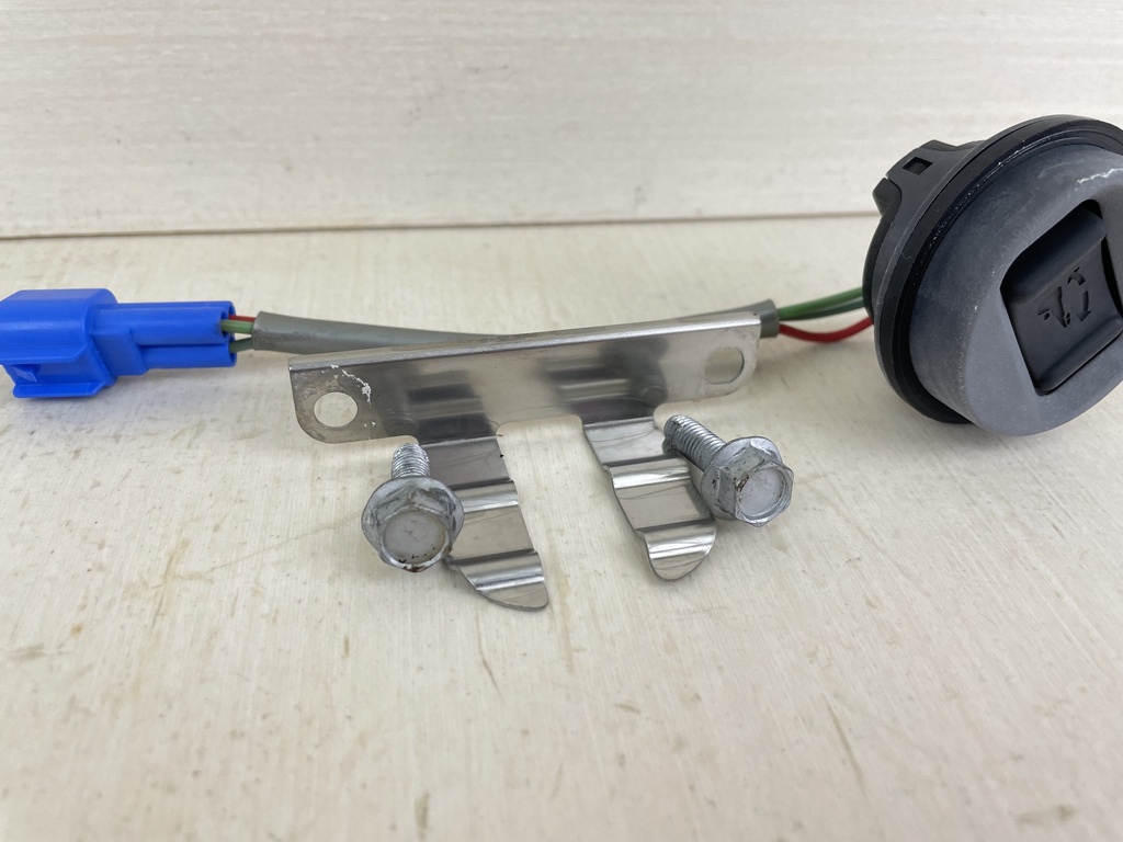 2002 Yamaha 60HP 4 Stroke Outboard Power Trim & Tilt Switch 63D-82563-10-00  