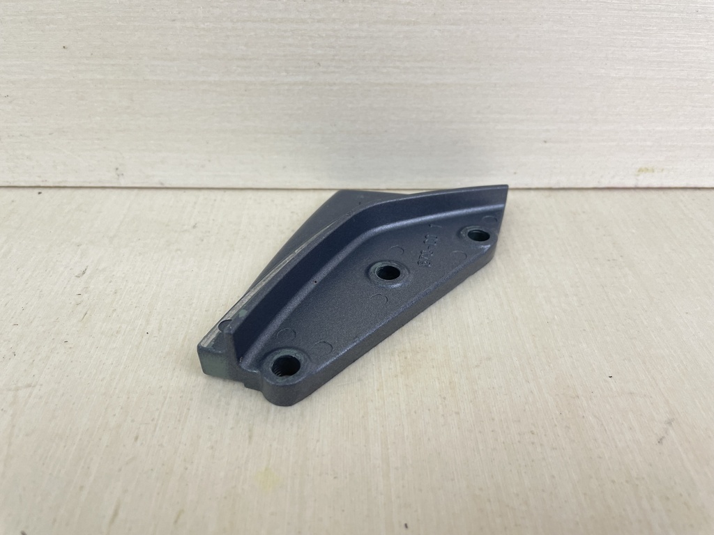 2002 Yamaha 60HP 4 Stroke Outboard Cable Cover Plate 67C-42738-00-4D