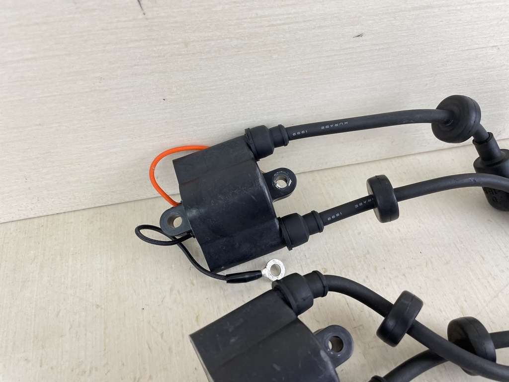 2000 Yamaha 50HP 4 Stroke Outboard Ignition Coil Assembly 62Y-85570-00-00