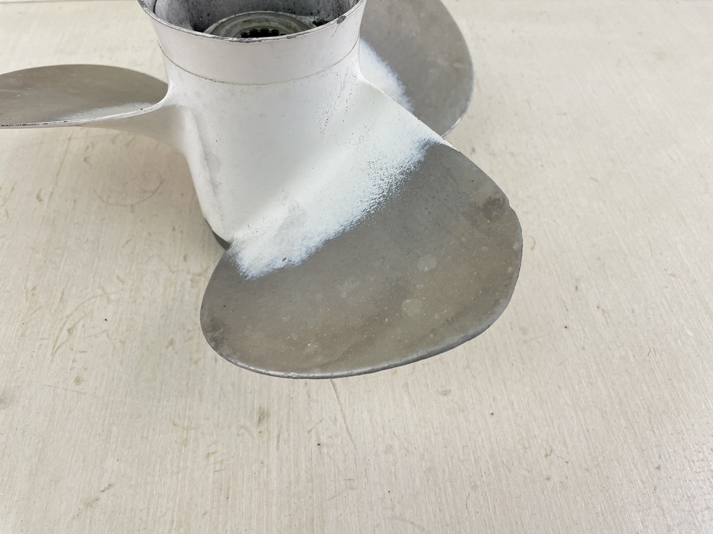 Propeller 3 Blade 11-5/8" Diameter X 11 Pitch RH Rotation