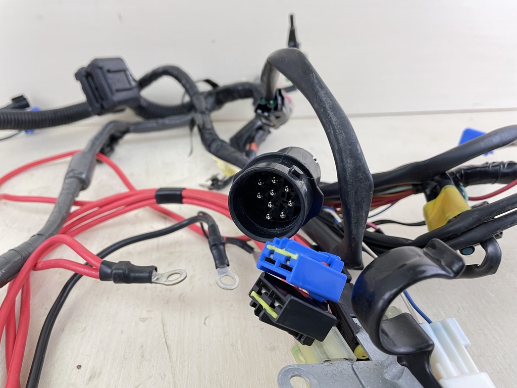 16-21 Yamaha 150HP 4 Stroke Outboard Engine Harness 63P-82590-A1-00