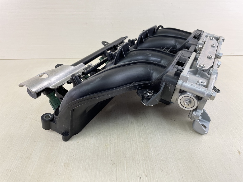 15-18 Yamaha 150HP 4 Stroke Outboard Intake Manifold Complete 63P-14200-80-00