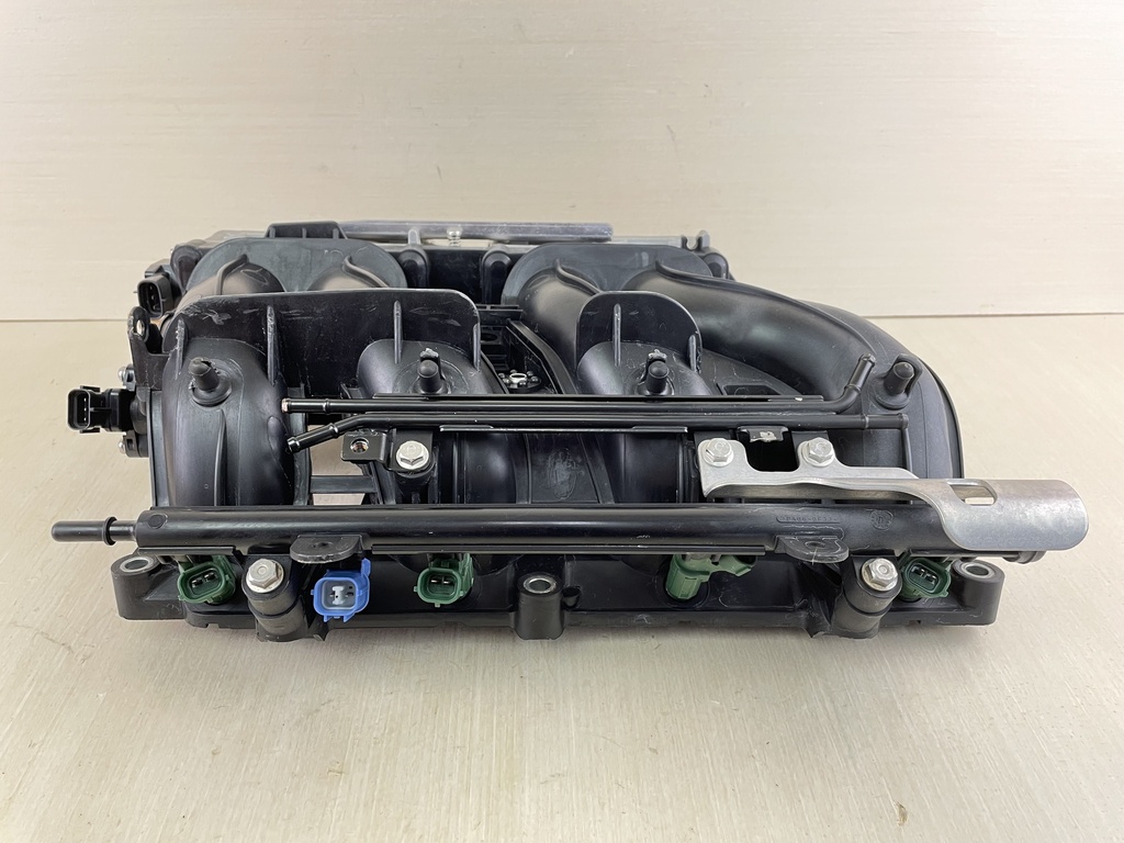 15-18 Yamaha 150HP 4 Stroke Outboard Intake Manifold Complete 63P-14200-80-00