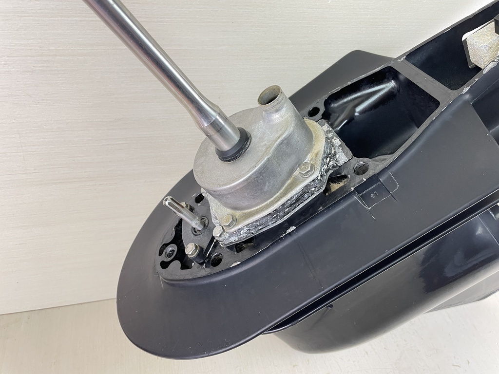 98-06 Mercury 75 90 115 HP 4 Stroke Carb Outboard 20" Long Lower Unit Gear Case 