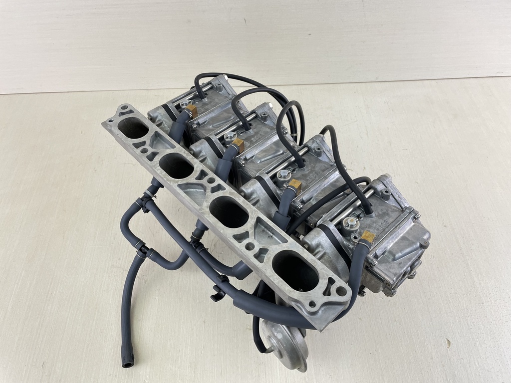 03-04 Yamaha 90HP 4 Stroke Outboard  1 2 3 4 Carburetor Set Of 4 - Good Condition