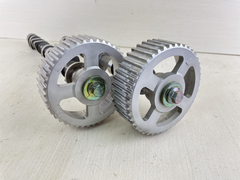 2004 Yamaha 90HP 4 Stroke Outboard Camshaft 1 & 2 W/ Driven Gears 