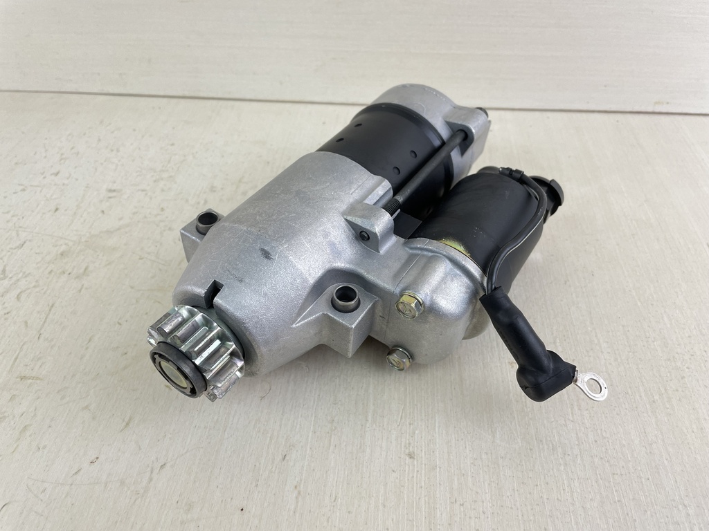 01-04 Yamaha 75 80 90 100 HP 4 Stroke Outboard Starter Motor 67F-81800-02-00