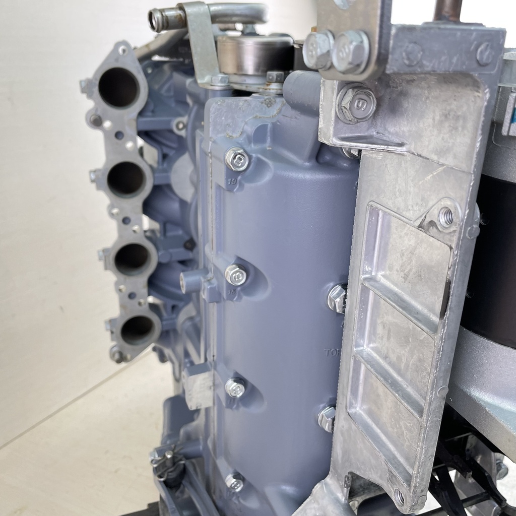 02-05 Yamaha 60HP 4 Stroke Outboard Powerhead Crankcase Assembly Long Block