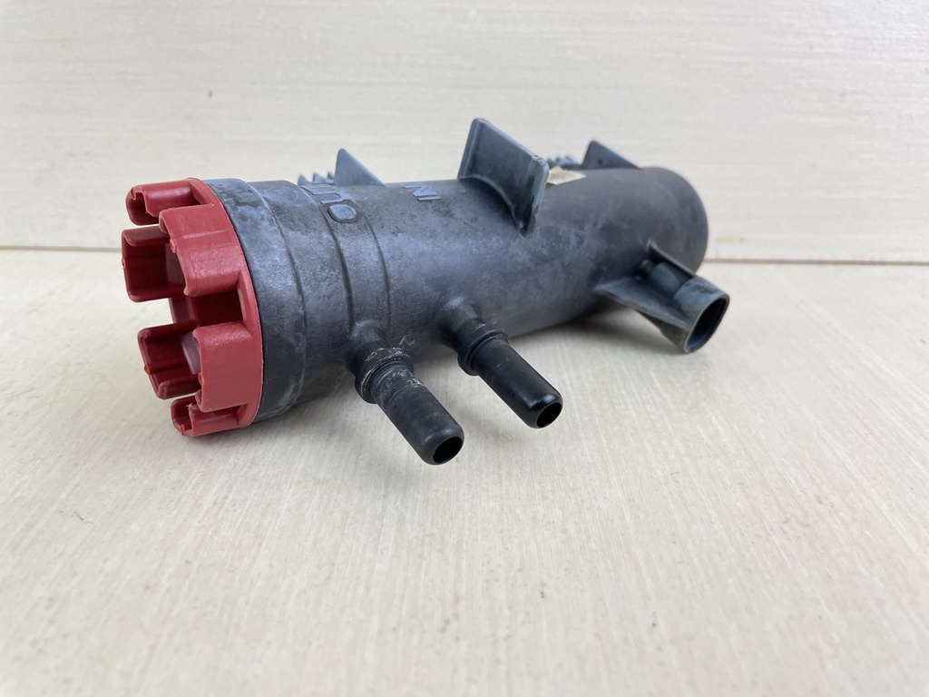 Mercury 135 - 300 HP Verado 4 Stroke Outboard Fuel Filter Assembly Housing 892242T