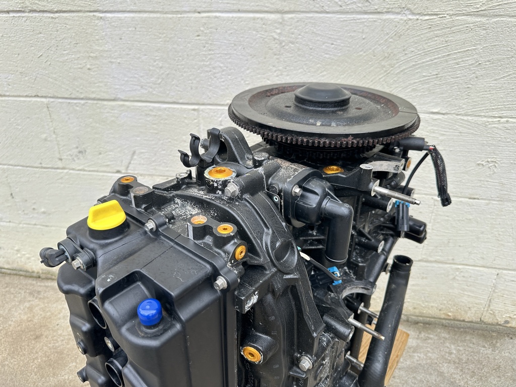 Mercury 135 150 175 200 HP Verado L4 Powerhead Crankcase Long Block 896499A07