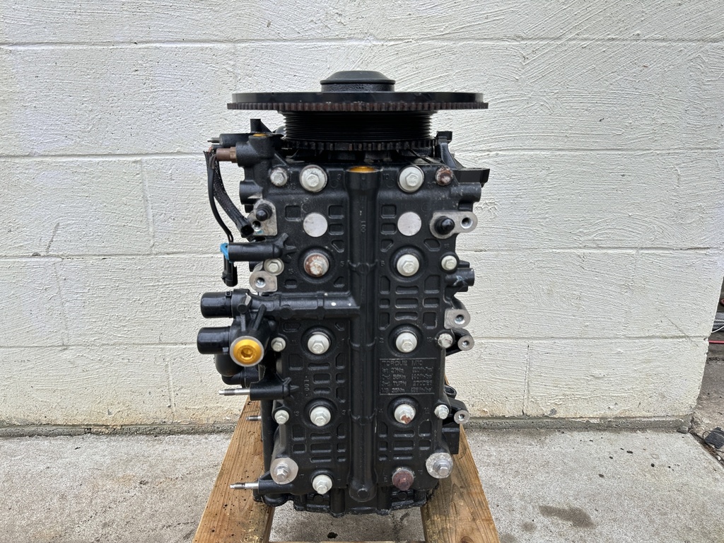 896499A07 Mercury Verado 135 150 175 200 HP L4 Powerhead Crankcase Long Block Assembly