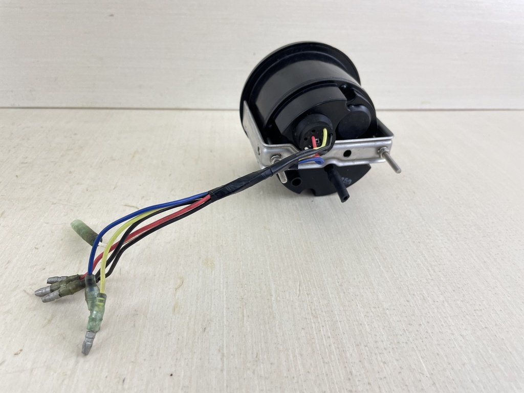 Yamaha Outboard Speedometer Multi-Function Gauge 6Y5-83570-A0-00 Digital