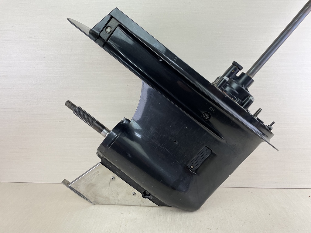 01-11 Suzuki 90HP 4 Stroke Outboard 20" Lower Unit Gear Case Assembly - For Repair