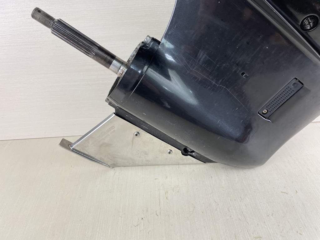 01-11 Suzuki 90HP 4 Stroke Outboard 20" Lower Unit Gear Case Assembly - For Repair