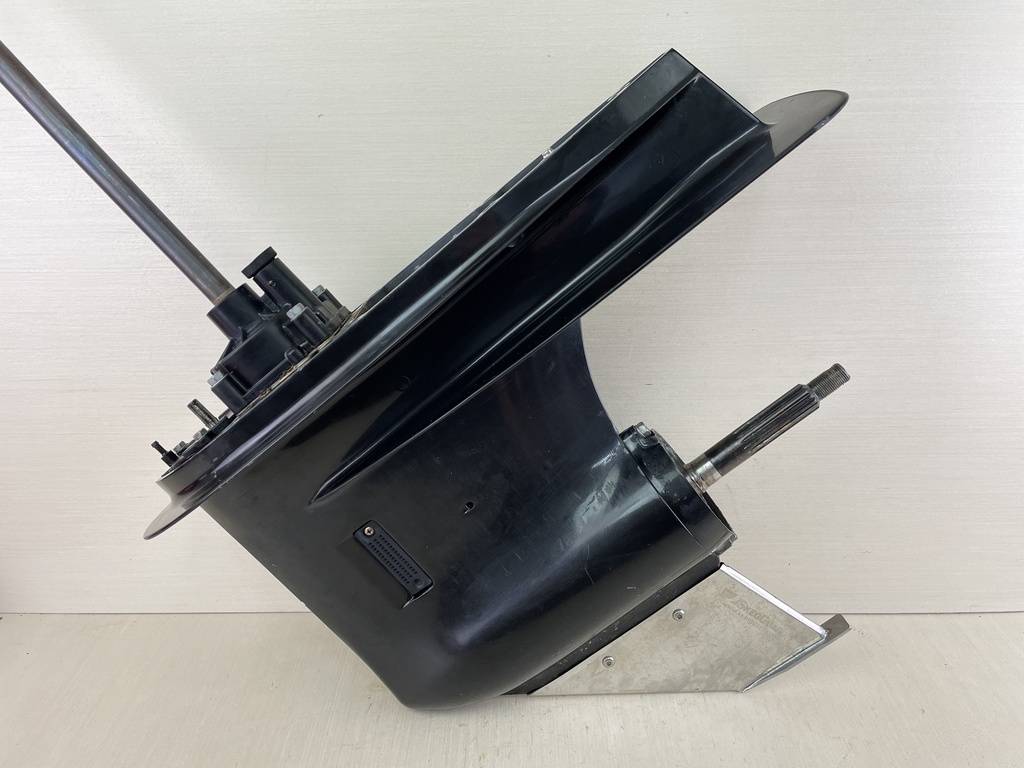 01-11 Suzuki 90HP 4 Stroke Outboard 20" Lower Unit Gear Case Assembly - For Repair