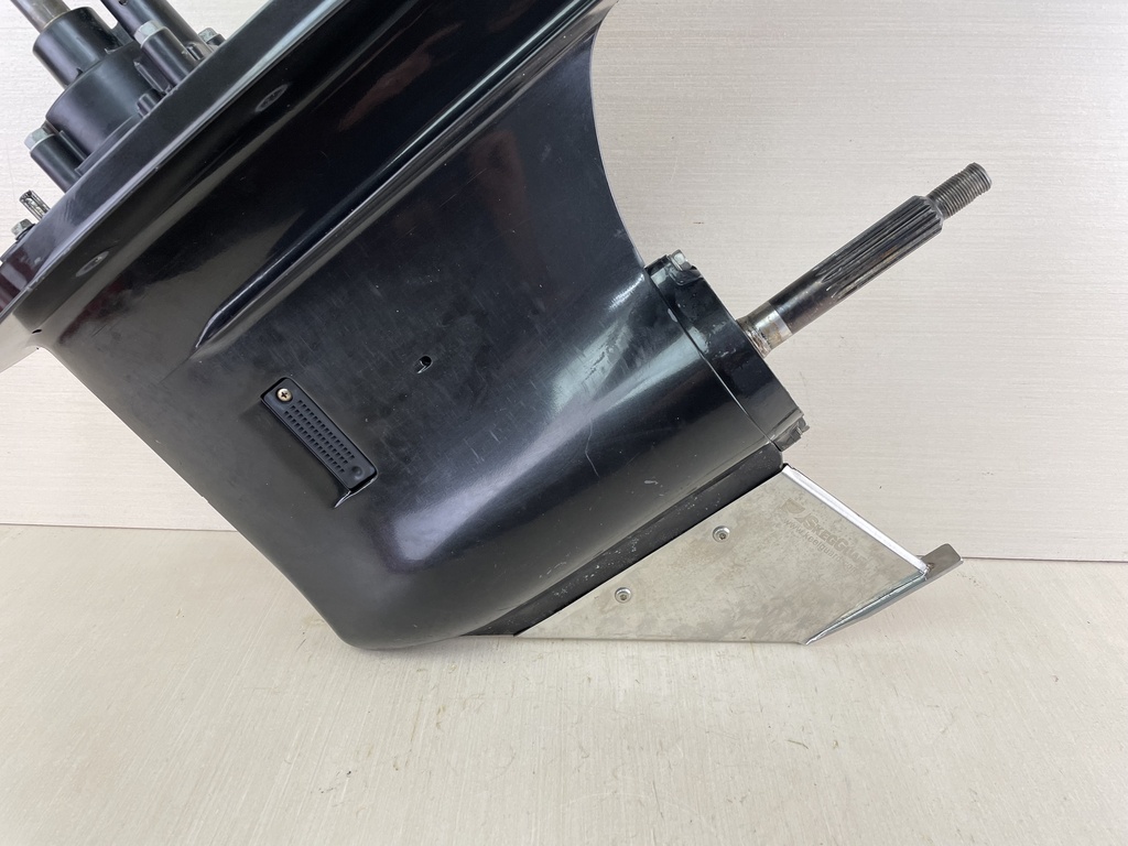 01-11 Suzuki 90HP 4 Stroke Outboard 20" Lower Unit Gear Case Assembly - For Repair