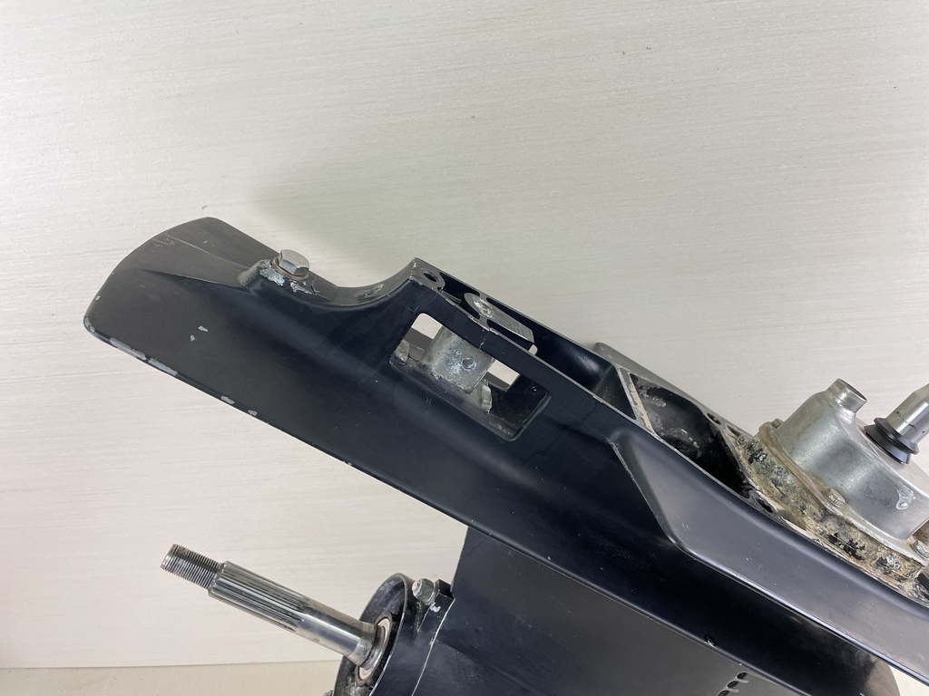 Mercury 75 90 115 4 Stroke Outboard 20" Carb Lower Unit 2.33 9011J29 