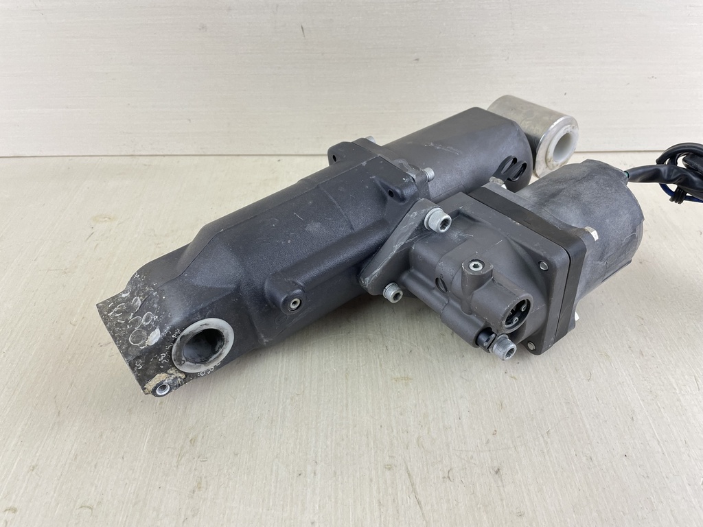 Suzuki DF 60 70 90 115 HP 4 Stroke Outboard Power Trim Tilt Unit Assembly 