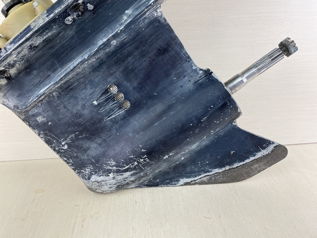 2004 + Evinrude Etec 40 50 60 HP Outboard 20" Lower Unit Gear Case 5009330