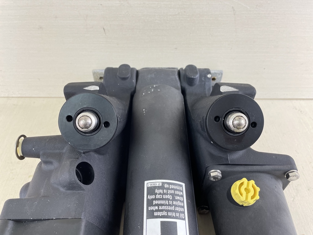 2012 Mercury 150HP Verado Outboard Power Trim Tilt Unit Assembly 855998A07