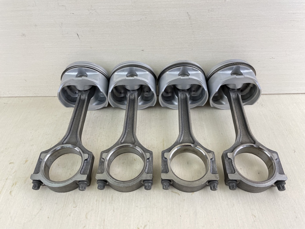 2003 Yamaha 90HP 4 Stroke Outboard Piston & Connecting Rod Set 60C-W1164-00-00