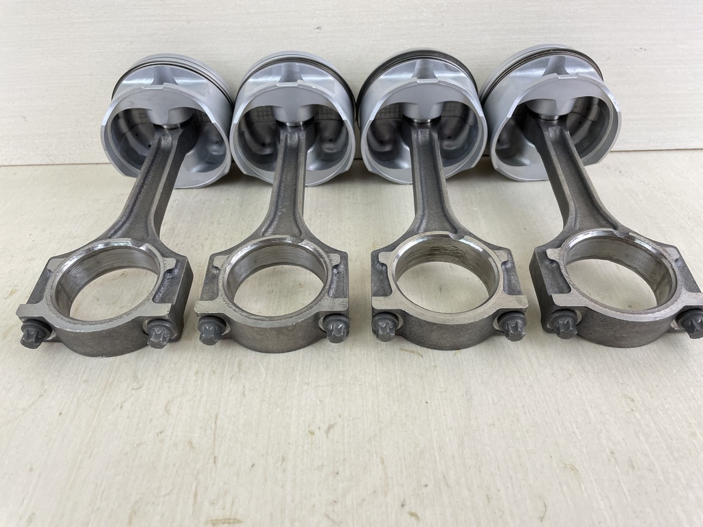 2003 Yamaha 90HP 4 Stroke Outboard Piston & Connecting Rod Set 60C-W1164-00-00