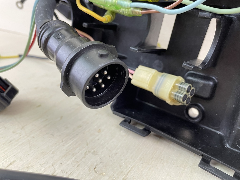 03 Mercury 75 90 HP 4 Stroke Outboard Engine Wire Harness 8042903