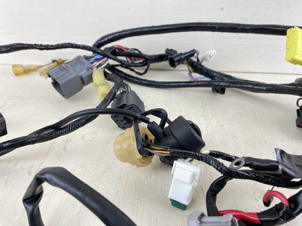 05-07 Suzuki 90 100 115 140 HP 4 Stroke Engine Wire Harness 36610-90J50 