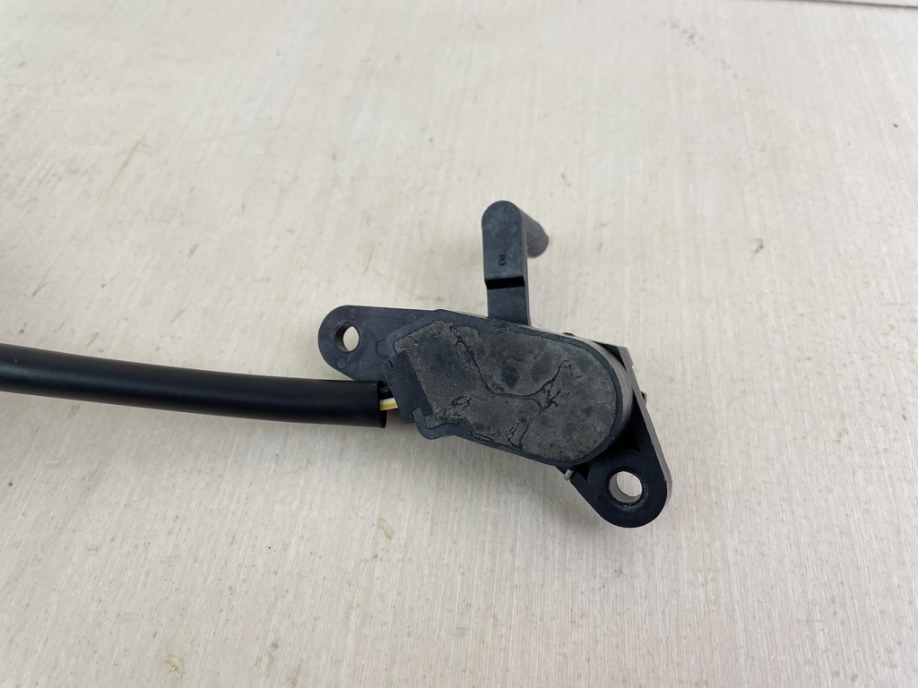 01-11 Suzuki DF 90 115 HP 4 Stroke Outboard Trim Sender Sensor Unit 34801-99E01