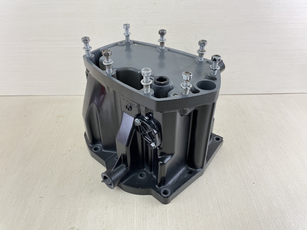 2001 + Suzuki 115 140 HP 4 Stroke Outboard Oil Pan 11501-90J04-0EP