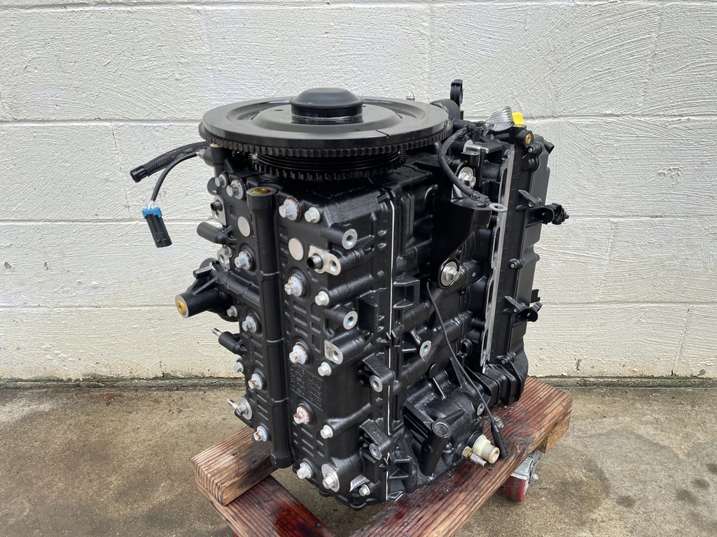 Mercury 135 150 175 200 HP L4 Powerhead Crankcase Long Block Assembly 896499A08