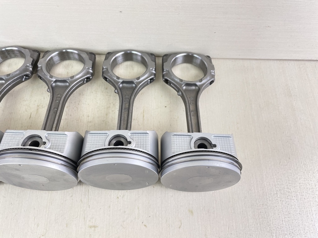 04 + Suzuki DF 225 250 HP 4 Stroke Outboard Piston Connecting Rod Set 12111-93J02-0B0