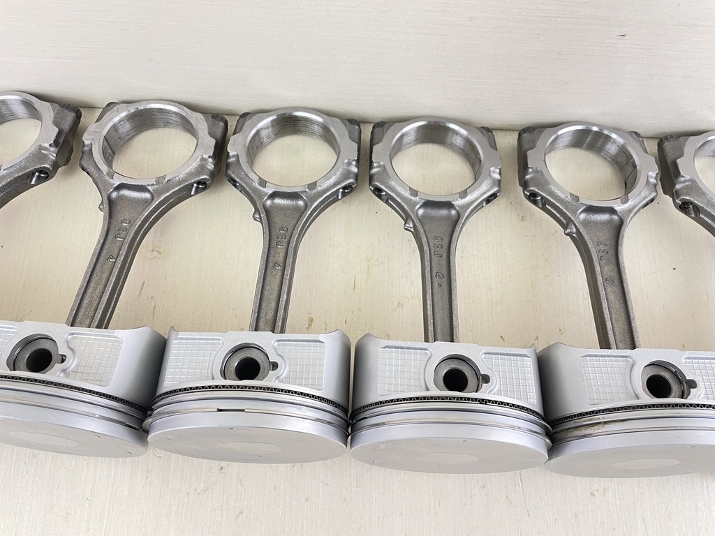 04 + Suzuki DF 225 250 HP 4 Stroke Outboard Piston Connecting Rod Set 12111-93J02-0B0