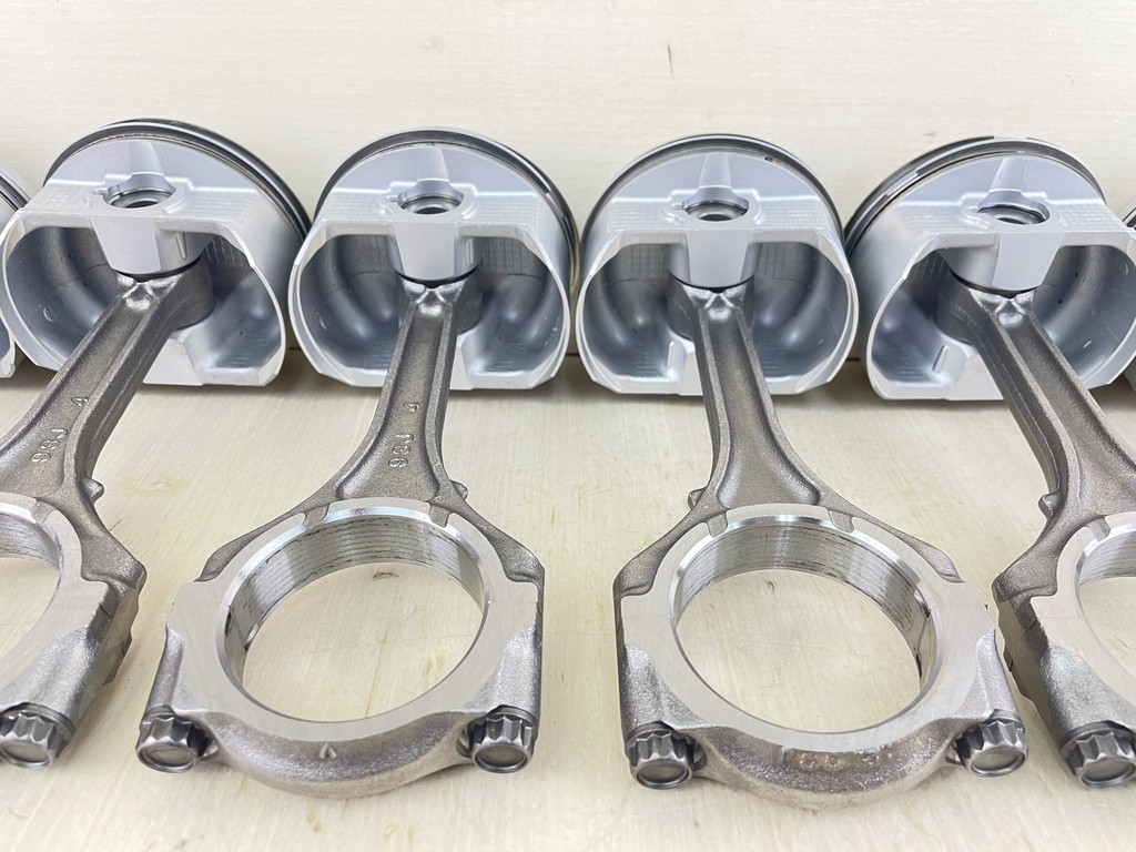 04 + Suzuki DF 225 250 HP 4 Stroke Outboard Piston Connecting Rod Set 12111-93J02-0B0