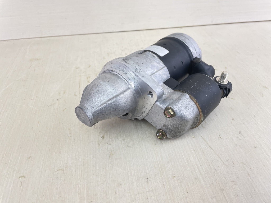 2004 Suzuku DF 225 250 HP 4 Stroke Outboard Starter Motor 31100-96J02