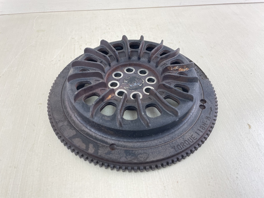 2004 Suzuki DF 250 HP 4 Stroke Outboard Engine Flywheel 32102-93J20