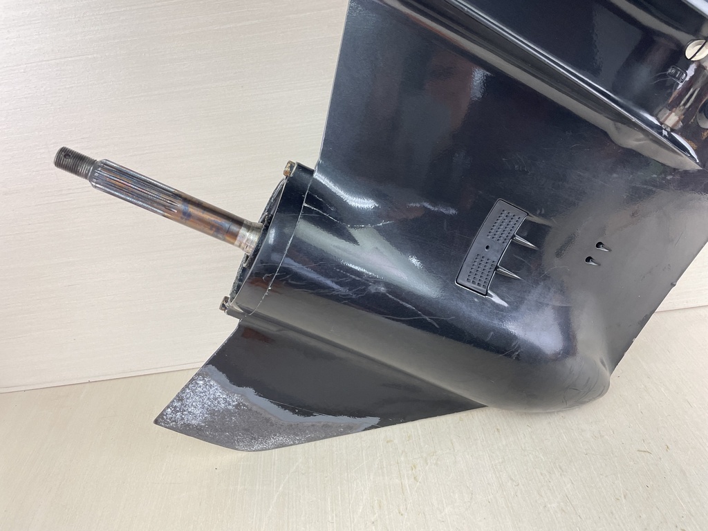 2004 Suzuki 250HP 4 Stroke Outboard Lower Unit Gear Case 55110-93J20-0EP