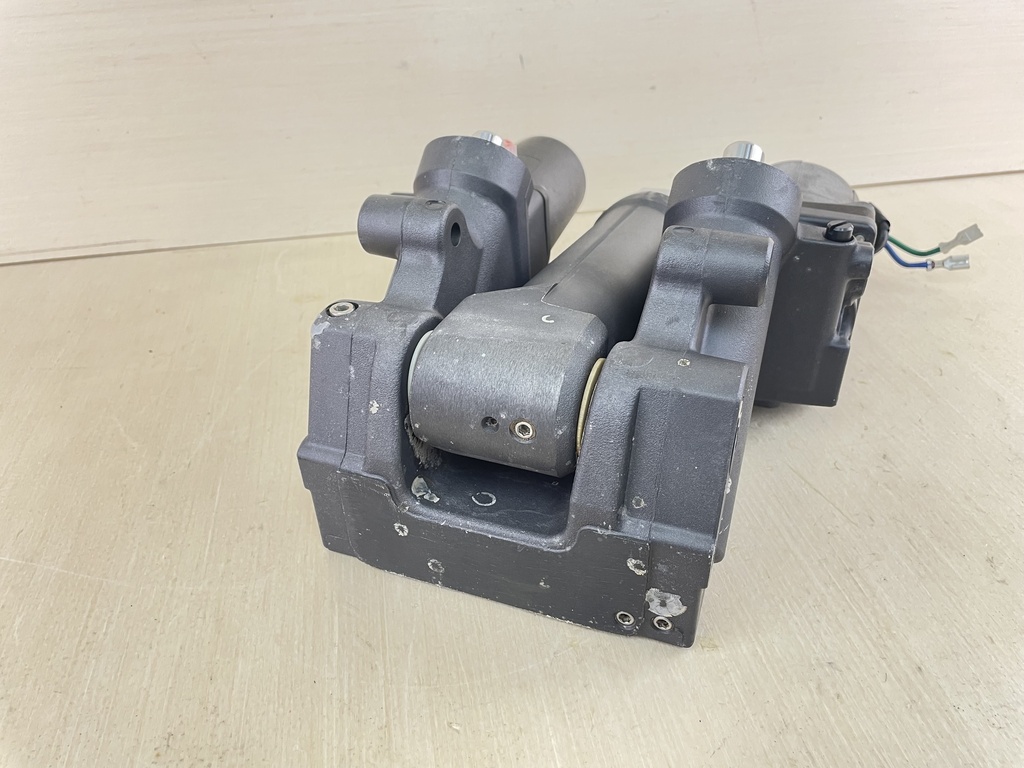 04 - 11 Suzui DF 200 225 250 HP Outboard Power Trim Tilt Unit 48500-93J05