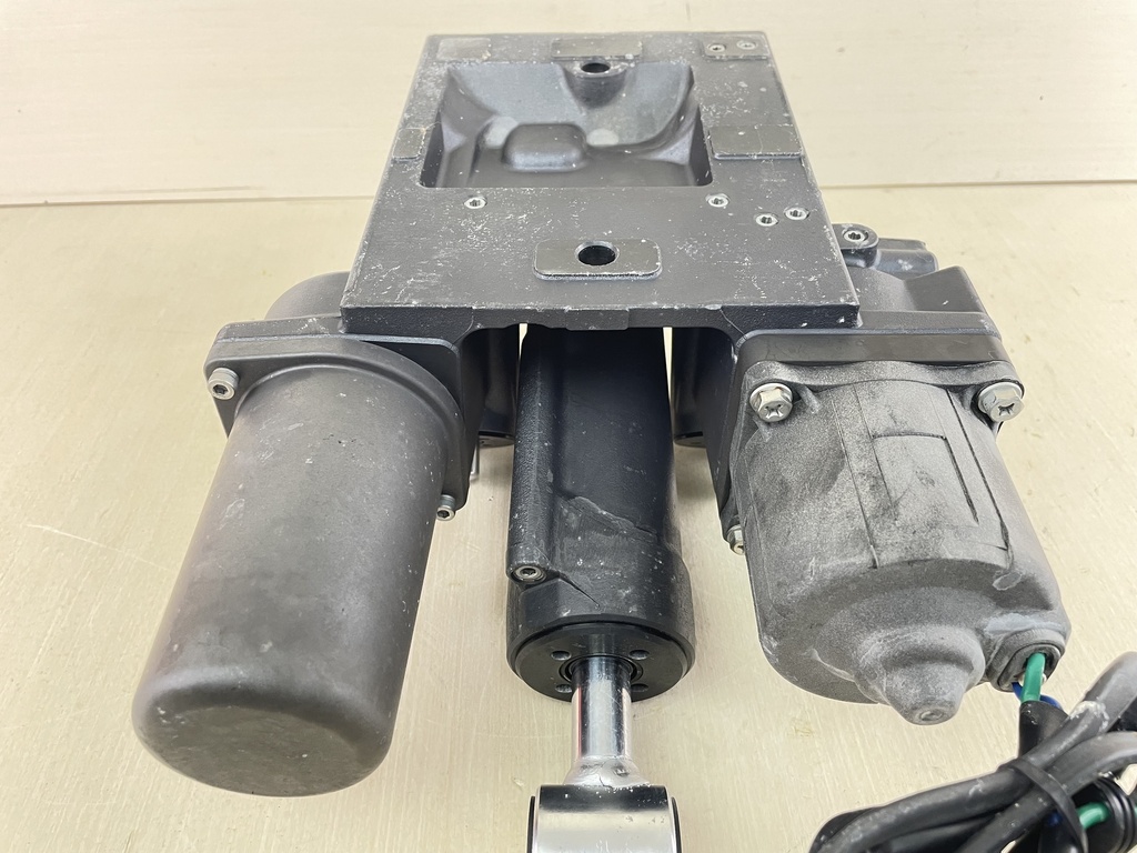 04 - 11 Suzui DF 200 225 250 HP Outboard Power Trim Tilt Unit 48500-93J05