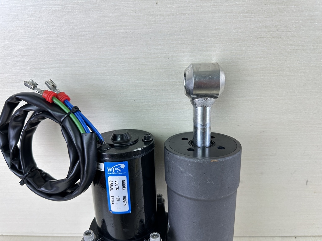 2004 + Evinrude Etec 40 50 60 HP Outboard Power Trim Tilt Unit 5009035